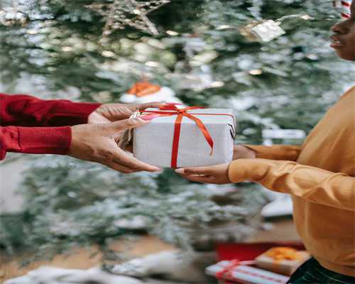 绝经的女性可以尝试供卵试管婴儿技术怀孕吗?绝经10年女性还能做试管婴儿吗?