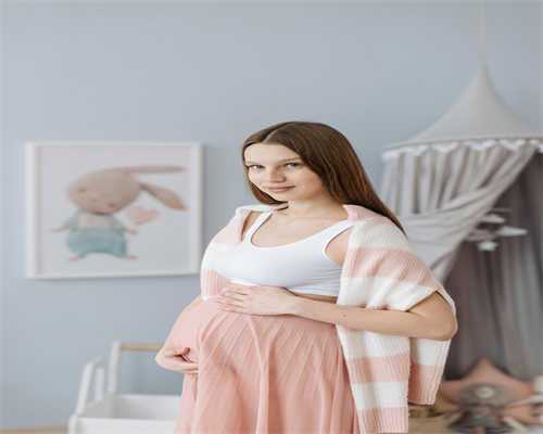 岁老人生育健康女婴：试管助孕背的勇气与希望