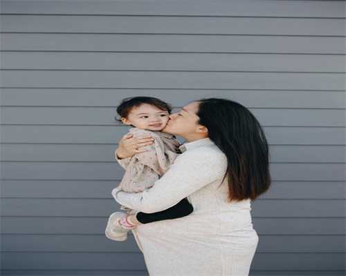 为什么重庆的试管婴儿费用较高？如何降低试管婴儿费用
